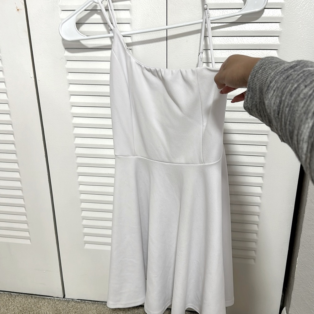 White dress One time use